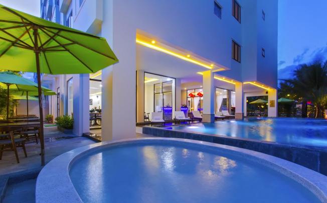 Фото отеля ALLY BEACH BOUTIQUE