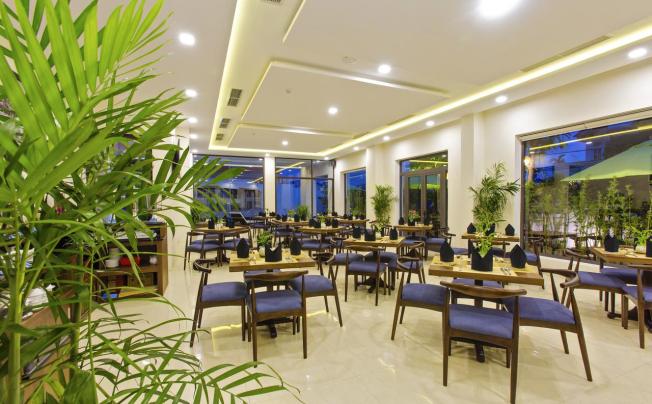 Фото отеля ALLY BEACH BOUTIQUE