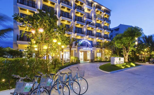 Фото отеля ALLY BEACH BOUTIQUE