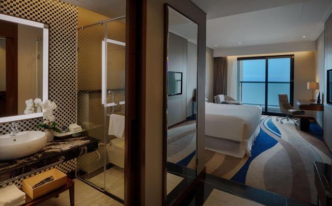 Фото отеля FOUR POINTS BY SHERATON DANANG