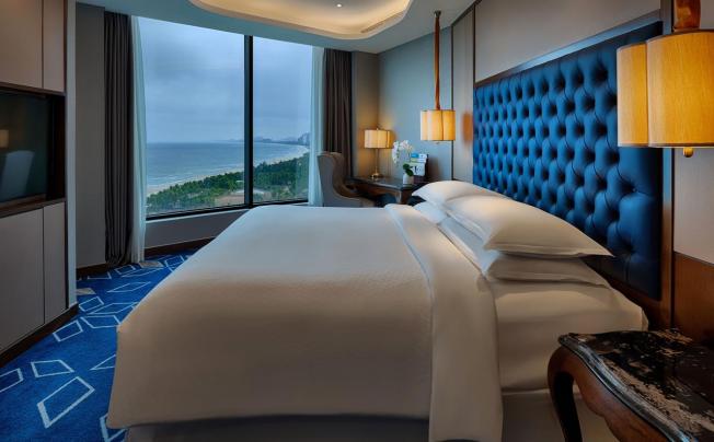Фото отеля FOUR POINTS BY SHERATON DANANG
