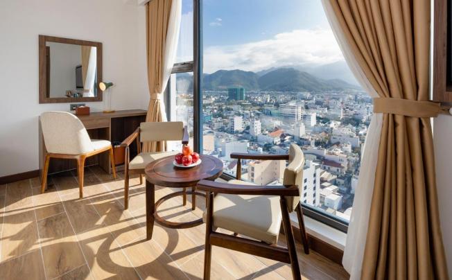 Фото отеля Miracle Luxury Hotel