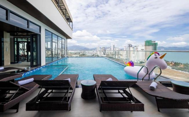 Фото отеля Miracle Luxury Hotel