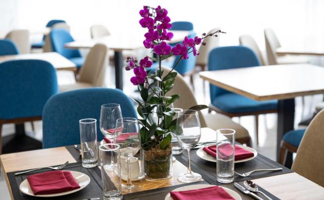 Фото отеля Miracle Luxury Hotel