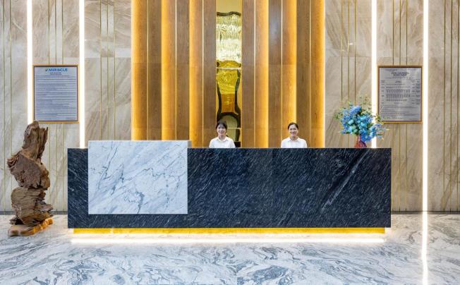 Фото отеля Miracle Luxury Hotel