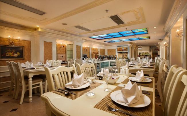 Фото отеля Angel Palace hotel