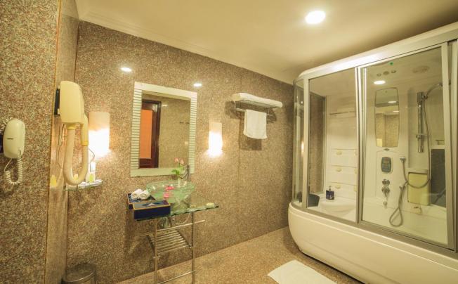 Фото отеля Green hotel Hue