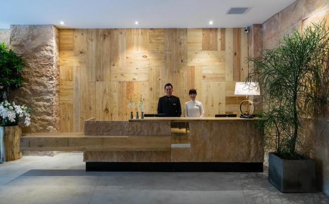 Фото отеля Lan Lan 1 Hotel