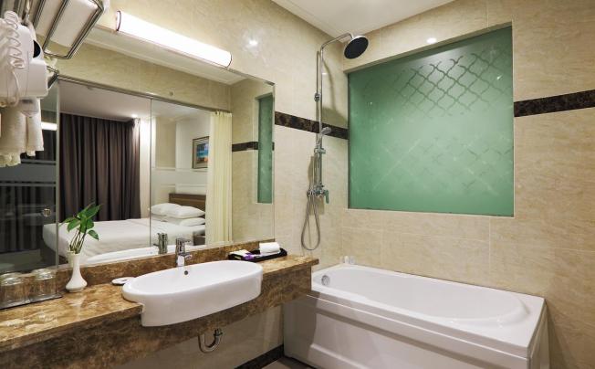 Фото отеля Lavender Boutique Hotel
