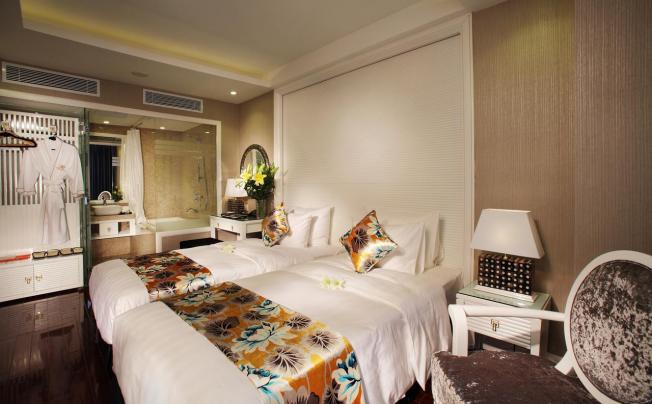 Фото отеля Golden Silk Boutique Hotel
