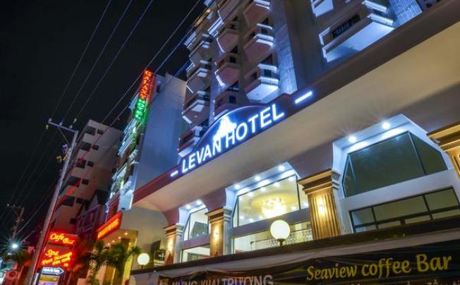 Фото отеля LeVan Hotel