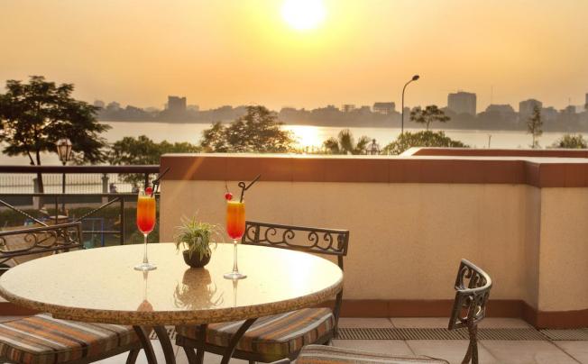 Фото отеля Diamond Westlake Suites