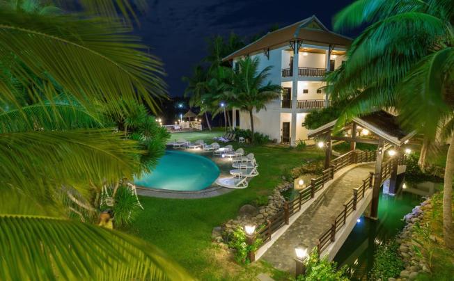 Фото отеля River Beach Resort & Residences
