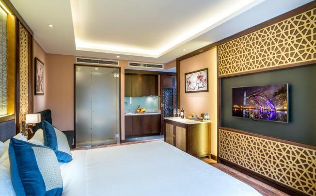 Фото отеля CONIFER GRAND HOTEL