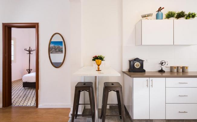 Фото отеля Neve Tzedek Boutique Hotel