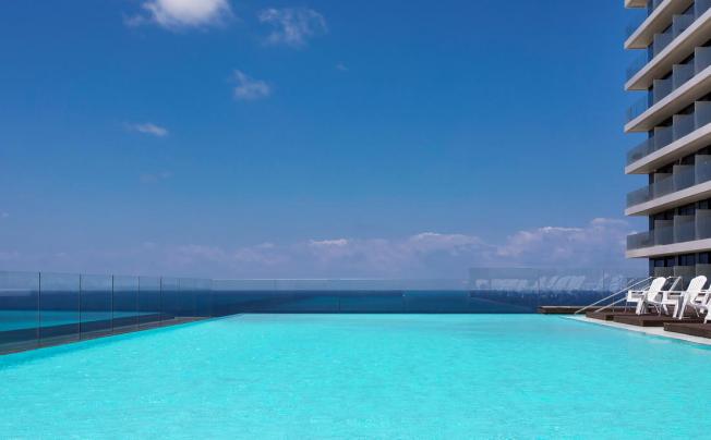 Фото отеля West Lagoon Resort Netanya