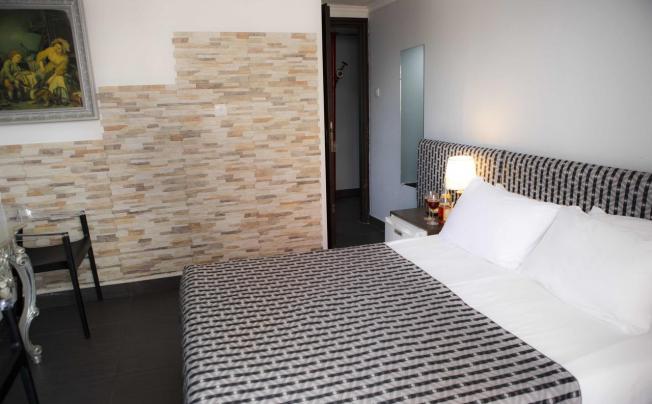 Фото отеля Miami Hotel Tel Aviv