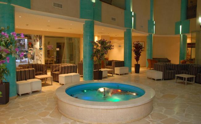 Фото отеля Adi hotel eilat