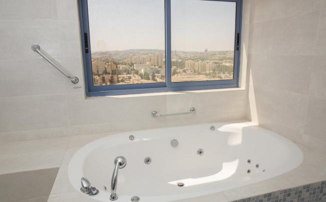 Фото отеля Windows Of Jerusalem Vacation Apartments