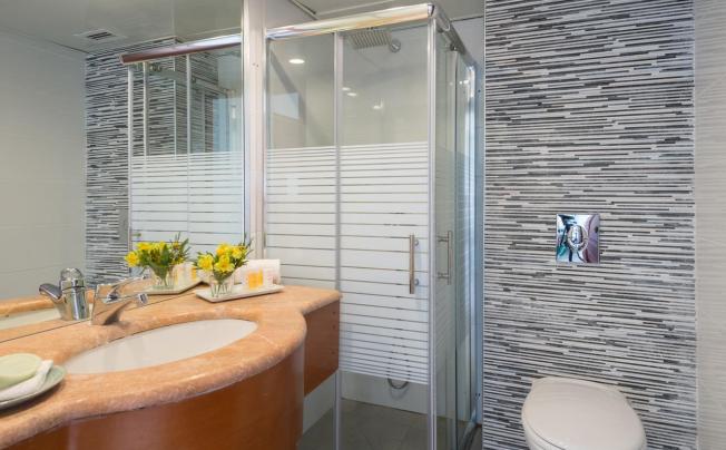 Фото отеля Leonardo Suite Bat Yam Hotel