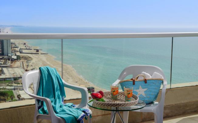 Фото отеля Leonardo Suite Bat Yam Hotel