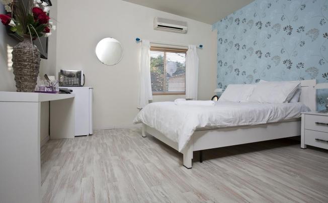 Фото отеля Levy Neve Tzedek - Boutique Lodging
