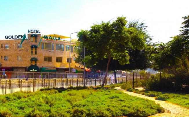 Фото отеля Golden Walls Hotel