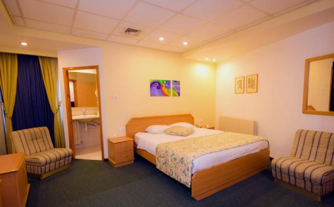 Фото отеля Golden Walls Hotel