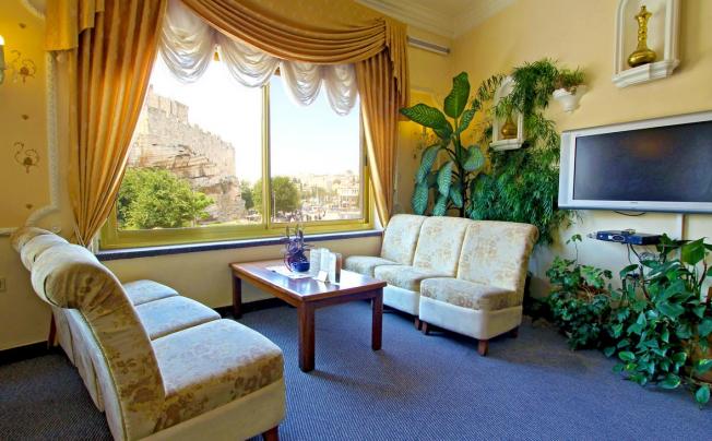 Фото отеля Golden Walls Hotel