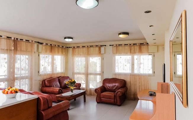 Фото отеля Yarden Sea Side Apartments