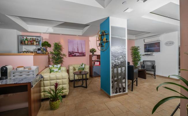 Фото отеля Maris Hotel