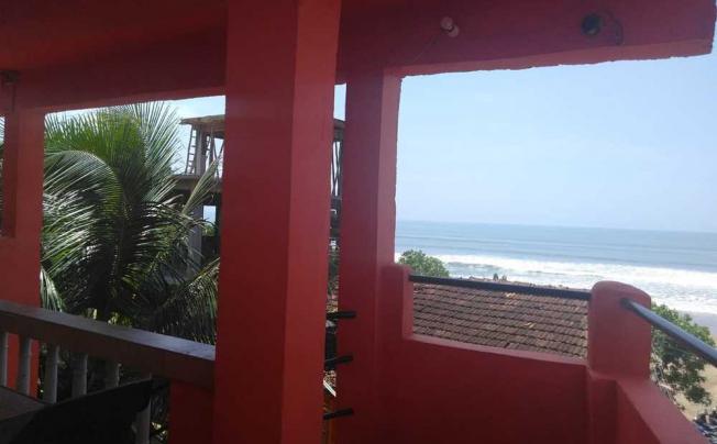 Фото отеля Red Rock Beach Hotel Guesthouse