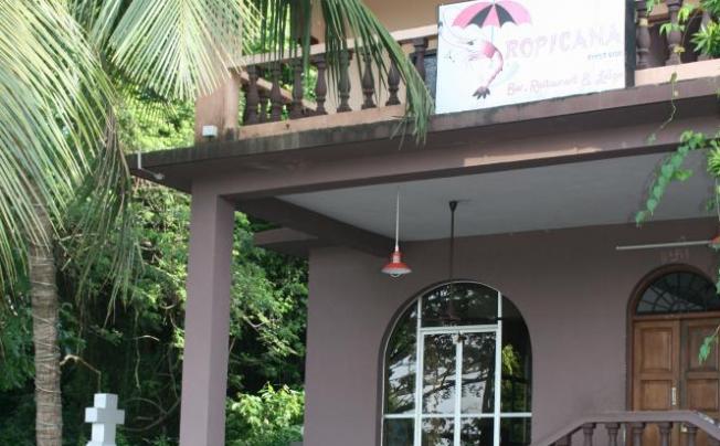 Фото отеля Tropicana riverside guest house