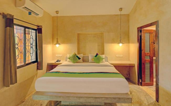 Фото отеля Morjim Banyan Resort