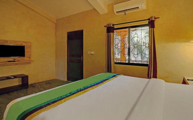 Фото отеля Morjim Banyan Resort