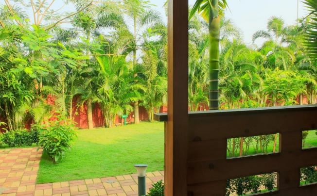 Фото отеля Grand Vatika Resort