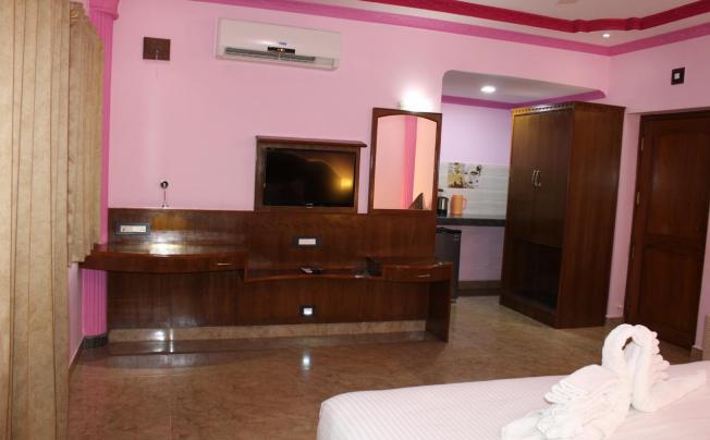 Фото отеля Sea View Resort Patnem