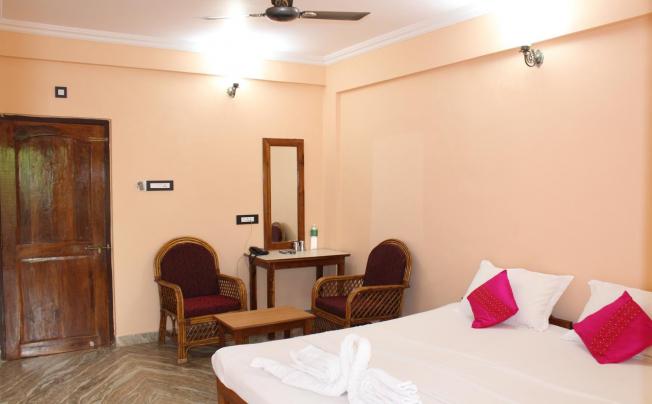 Фото отеля Sea View Resort Patnem