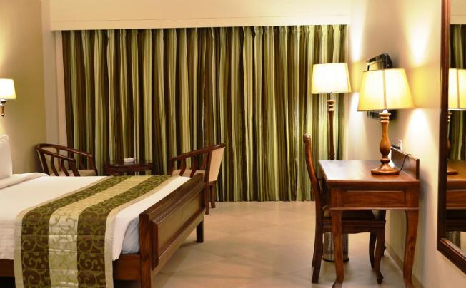 Фото отеля Uday Suites