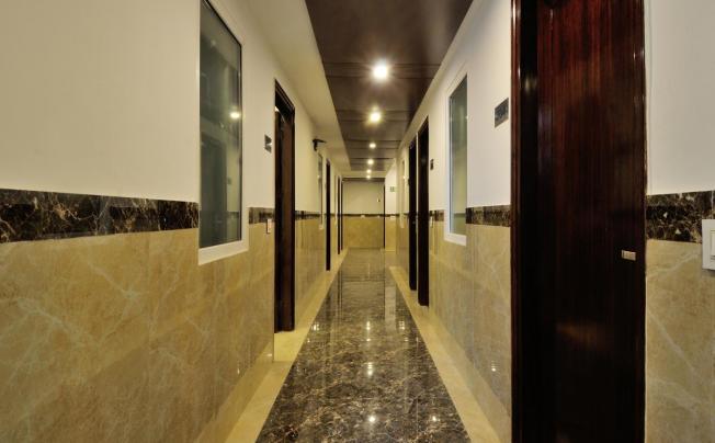 Фото отеля Yuvraj Deluxe hotel
