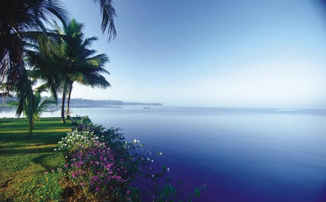 Фото отеля KUMARAKOM LAKE RESORT