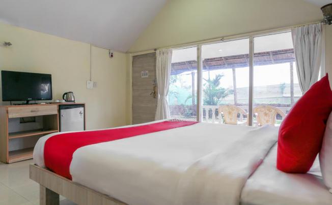 Фото отеля Morjim Holiday Beach Resort