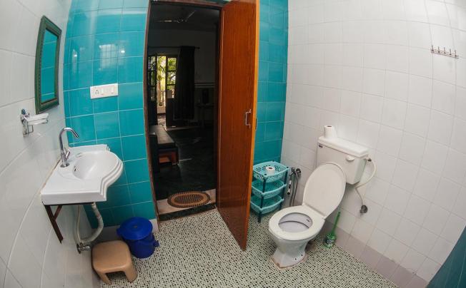 Фото отеля CASABLANCA HOTEL MORJIM