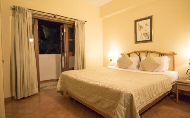 Фото отеля Lotus Beach Resort