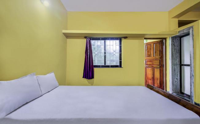 Фото отеля SPOT ON 49060 Radhabai Guest House