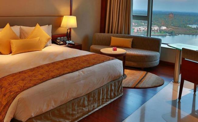 Фото отеля Crowne plaza kochi
