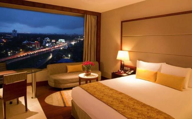 Фото отеля Crowne plaza kochi