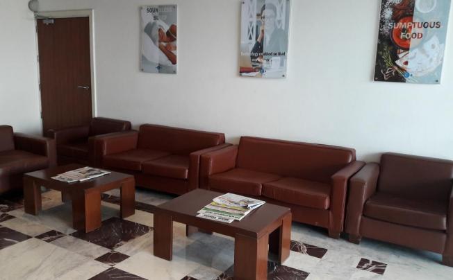 Фото отеля PREMIER INN SHALIMAR BAGH NEW DELHI