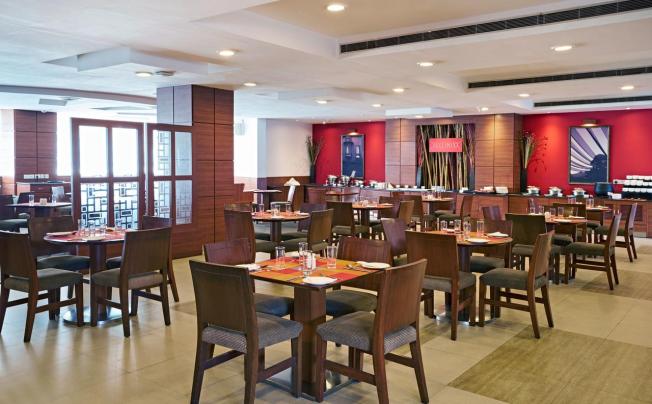 Фото отеля PREMIER INN SHALIMAR BAGH NEW DELHI