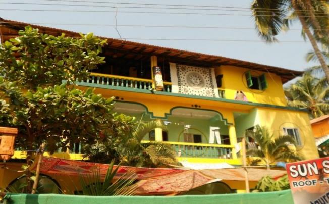 Фото отеля Sunshine Guest House